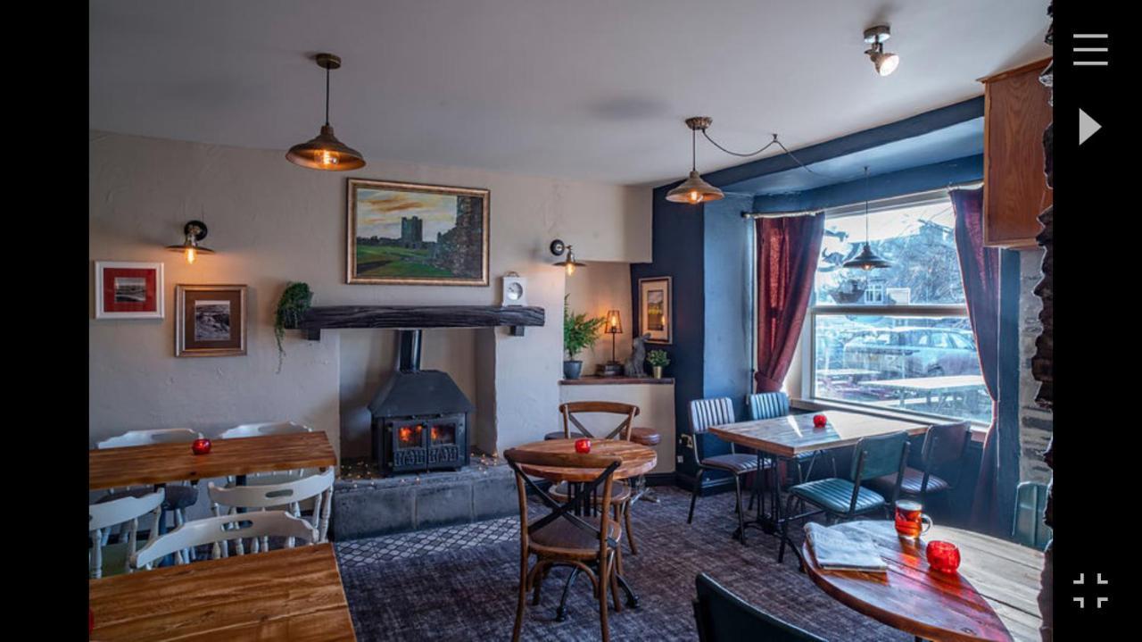 The Black Swan Hotel Leyburn Exterior photo